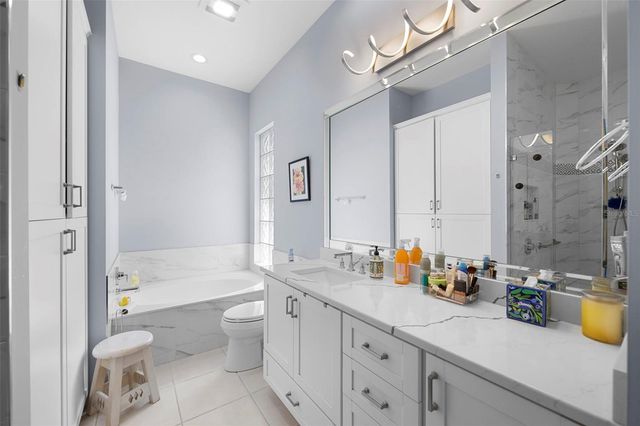 5735 WILENA PLACE, Sarasota, FL 34238