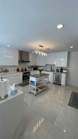 5740 SW 57th Way, Davie, FL 33314