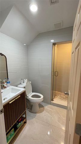 5740 SW 57th Way, Davie, FL 33314