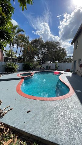 5740 SW 57th Way, Davie, FL 33314