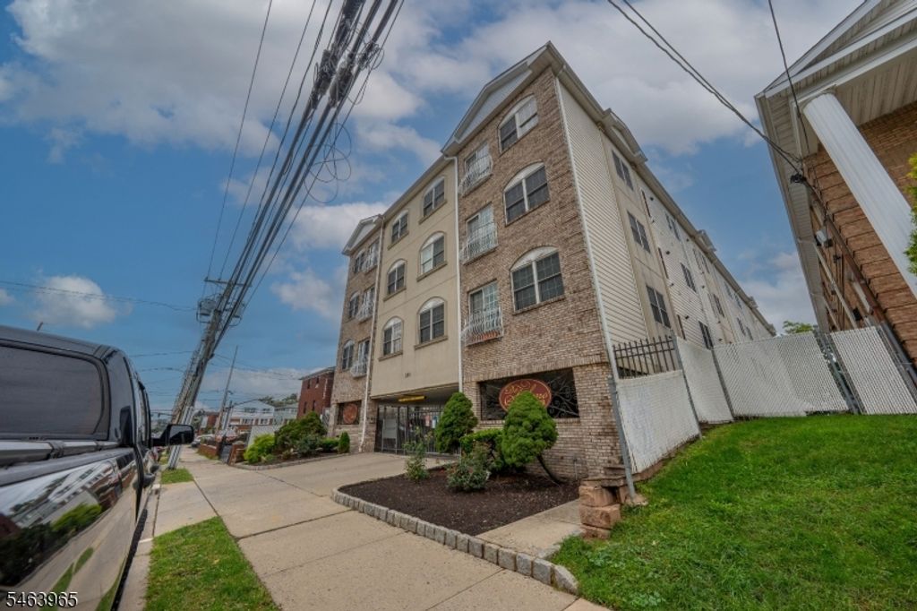 351 S Broad St 407, Elizabeth City, NJ 07202 — exterior
