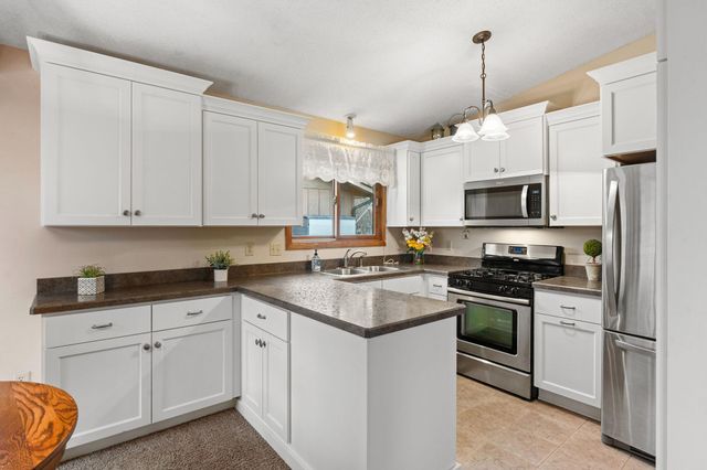 11337 Red Fox Drive, Maple Grove, MN 55369