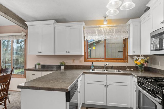 11337 Red Fox Drive, Maple Grove, MN 55369