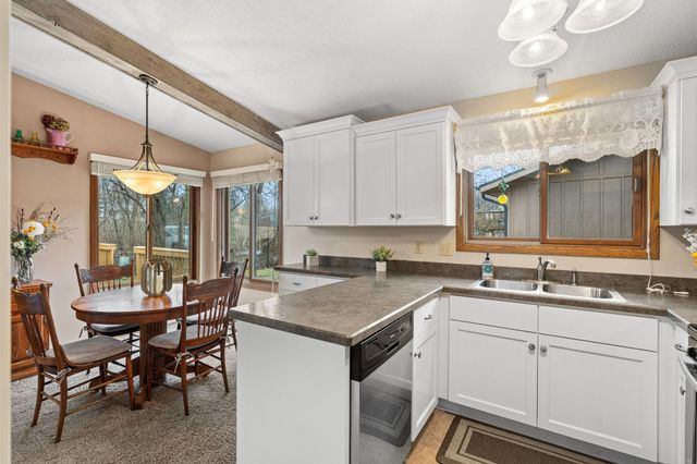 11337 Red Fox Drive, Maple Grove, MN 55369