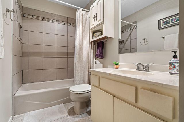 11337 Red Fox Drive, Maple Grove, MN 55369