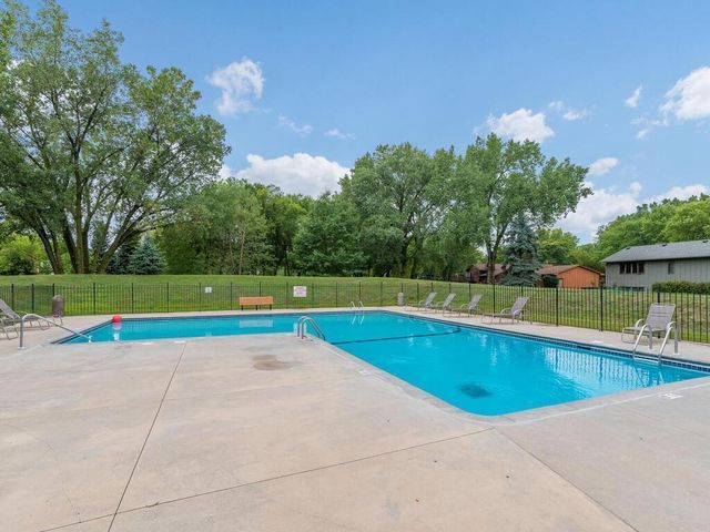 11337 Red Fox Drive, Maple Grove, MN 55369