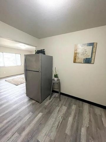 10516-10606 E Main Ave, Spokane Valley, WA 99206