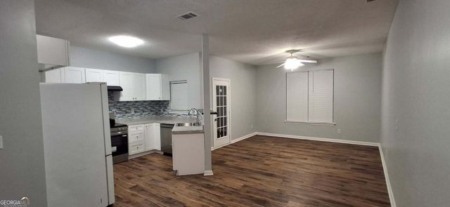 2399 Brianna Drive, Hampton, GA 30228