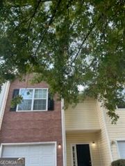 2399 Brianna Drive, Hampton, GA 30228