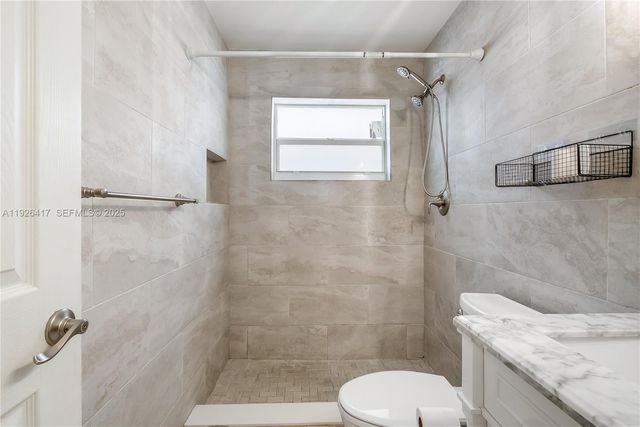 8172 NW 67th Ave NA, Tamarac, FL 33321