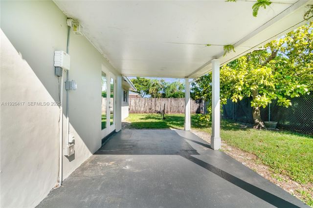 8172 NW 67th Ave NA, Tamarac, FL 33321