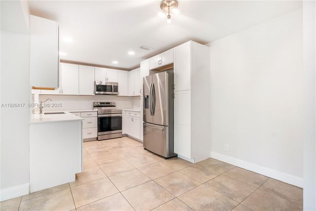 8172 NW 67th Ave NA, Tamarac, FL 33321