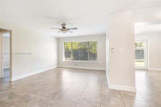 8172 NW 67th Ave NA, Tamarac, FL 33321