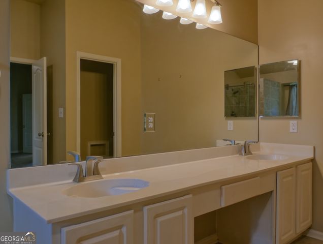 236 HUNTING Court, Jonesboro, GA 30236