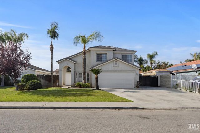 6803 Tradewinds Drive, Bakersfield, CA 93313