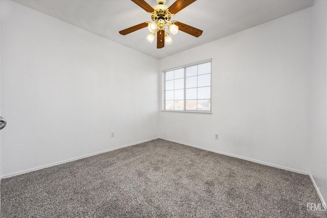 6803 Tradewinds Drive, Bakersfield, CA 93313