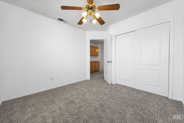 6803 Tradewinds Drive, Bakersfield, CA 93313