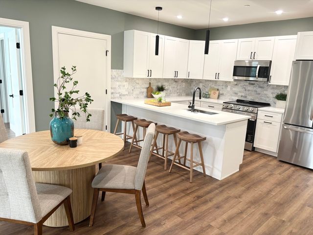 1391 Main Street 301, Walpole, MA 02081