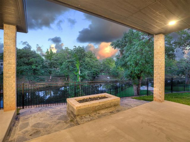 1117 Falls Bridge Court, Edmond, OK 73034