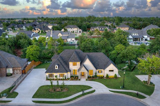 1117 Falls Bridge Court, Edmond, OK 73034
