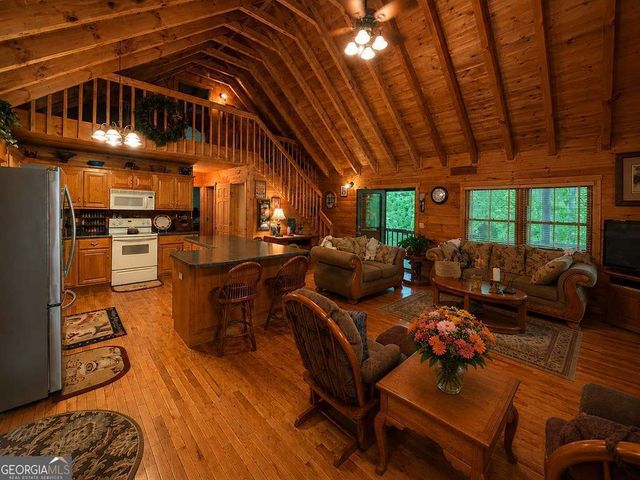 728 Deer Lane, Hiawassee, GA 30546