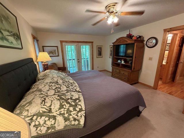 728 Deer Lane, Hiawassee, GA 30546
