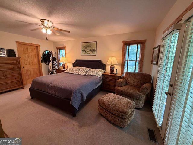 728 Deer Lane, Hiawassee, GA 30546