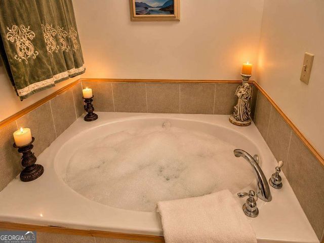 728 Deer Lane, Hiawassee, GA 30546