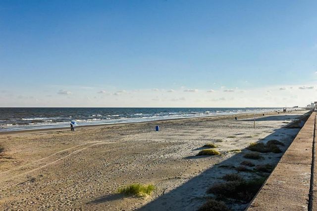 7000 Seawall Boulevard 622, Galveston, TX 77551