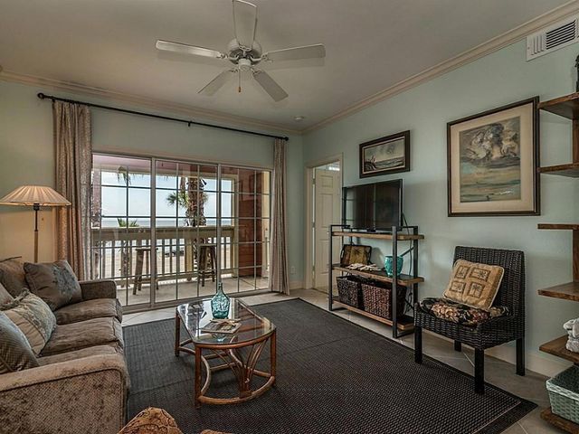 7000 Seawall Boulevard 622, Galveston, TX 77551