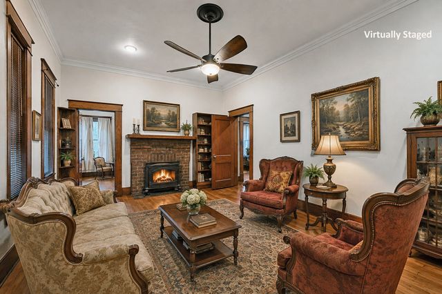 309 W Walnut Street, Whitewright, TX 75491