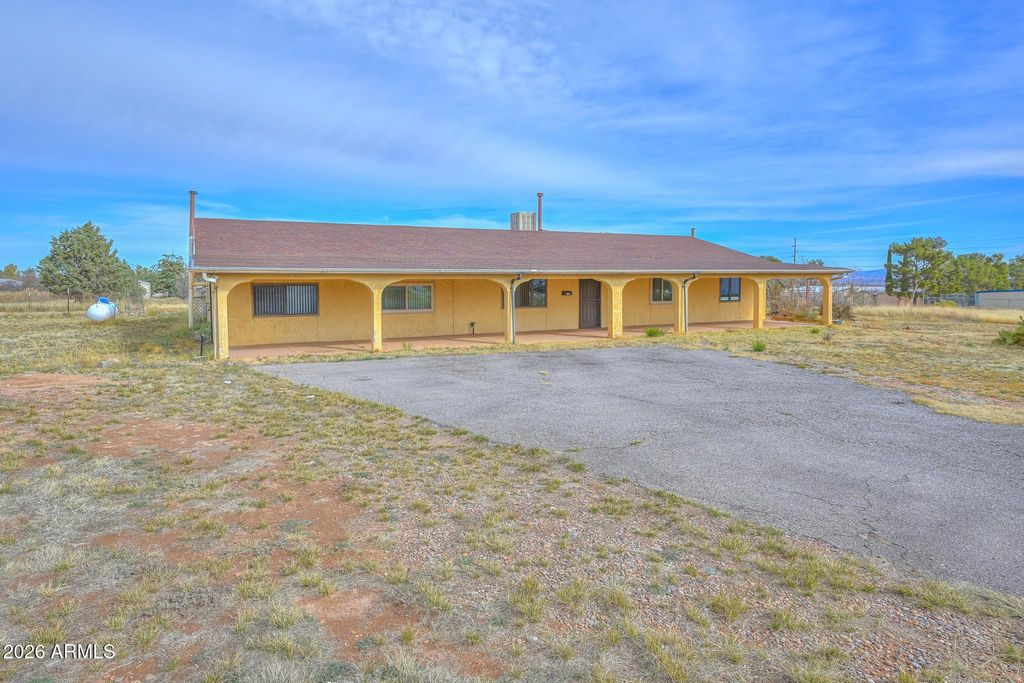 3781 E ASTRO Street, Hereford, AZ 85615