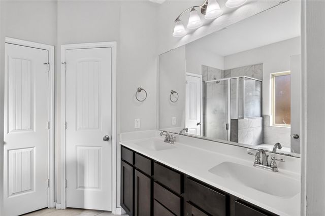 394 Lake Line Drive, Alvin, TX 77511