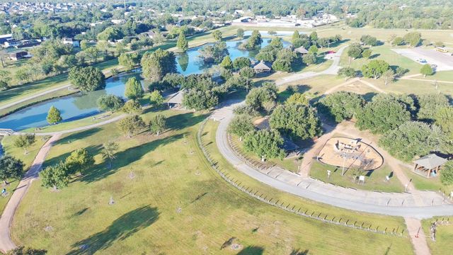 394 Lake Line Drive, Alvin, TX 77511
