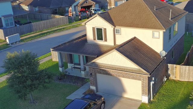 394 Lake Line Drive, Alvin, TX 77511