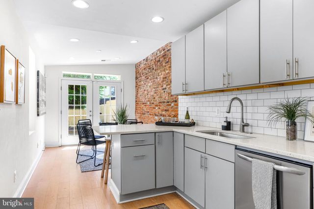 1617 BANK ST, Baltimore, MD 21231