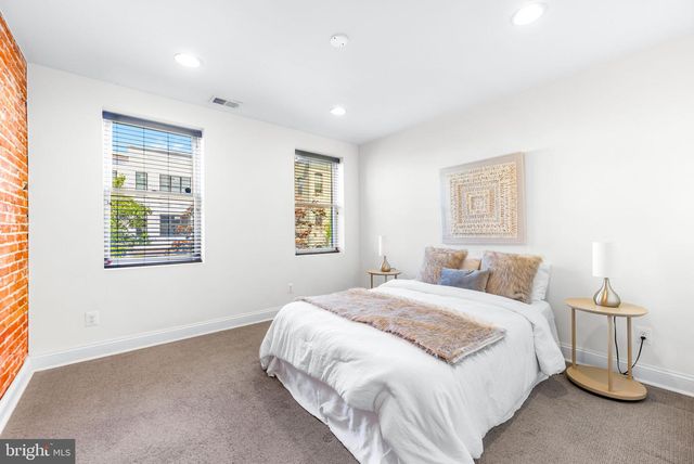 1617 BANK ST, Baltimore, MD 21231