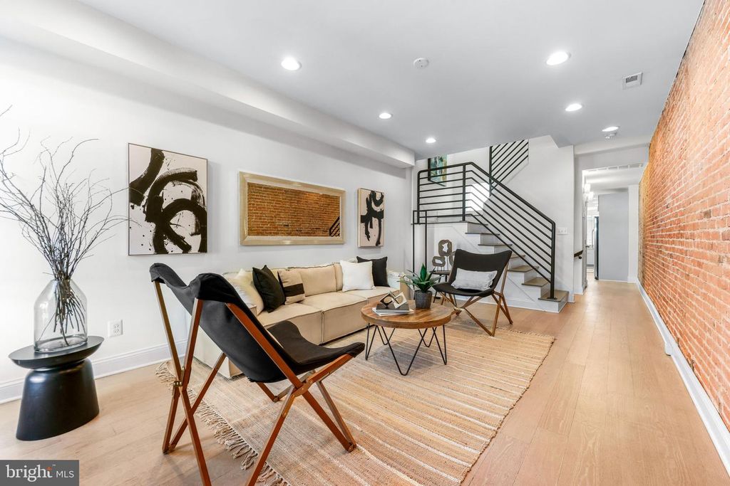 1617 BANK ST, Baltimore, MD 21231