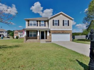 312 W Winterberry Trl, White House, TN 37188