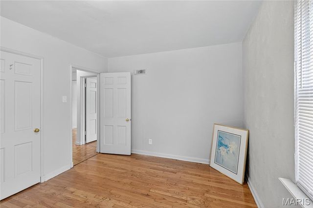 7419 Woodland Way, Pasadena Hills, MO 63121