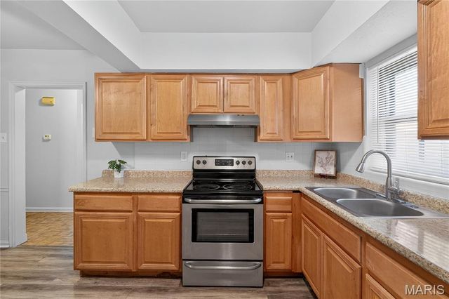 7419 Woodland Way, Pasadena Hills, MO 63121