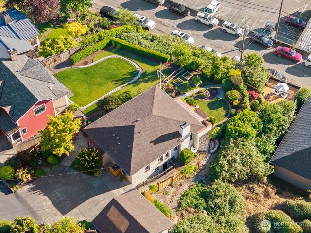 18897 4th Avenue NE, Poulsbo, WA 98370