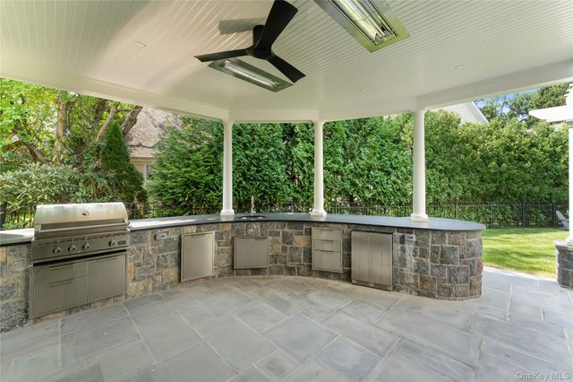 217 Rock Creek Lane, Scarsdale, NY 10583