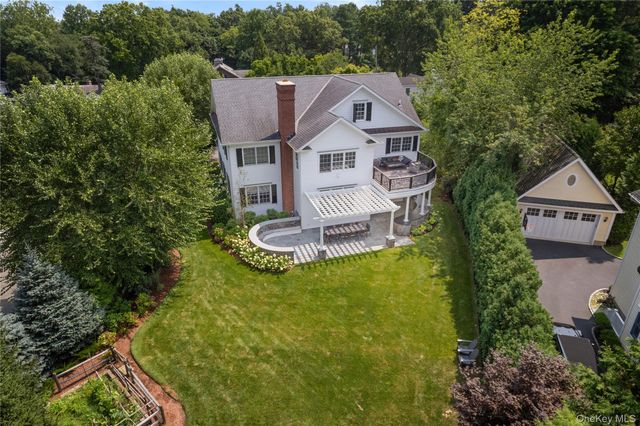 217 Rock Creek Lane, Scarsdale, NY 10583