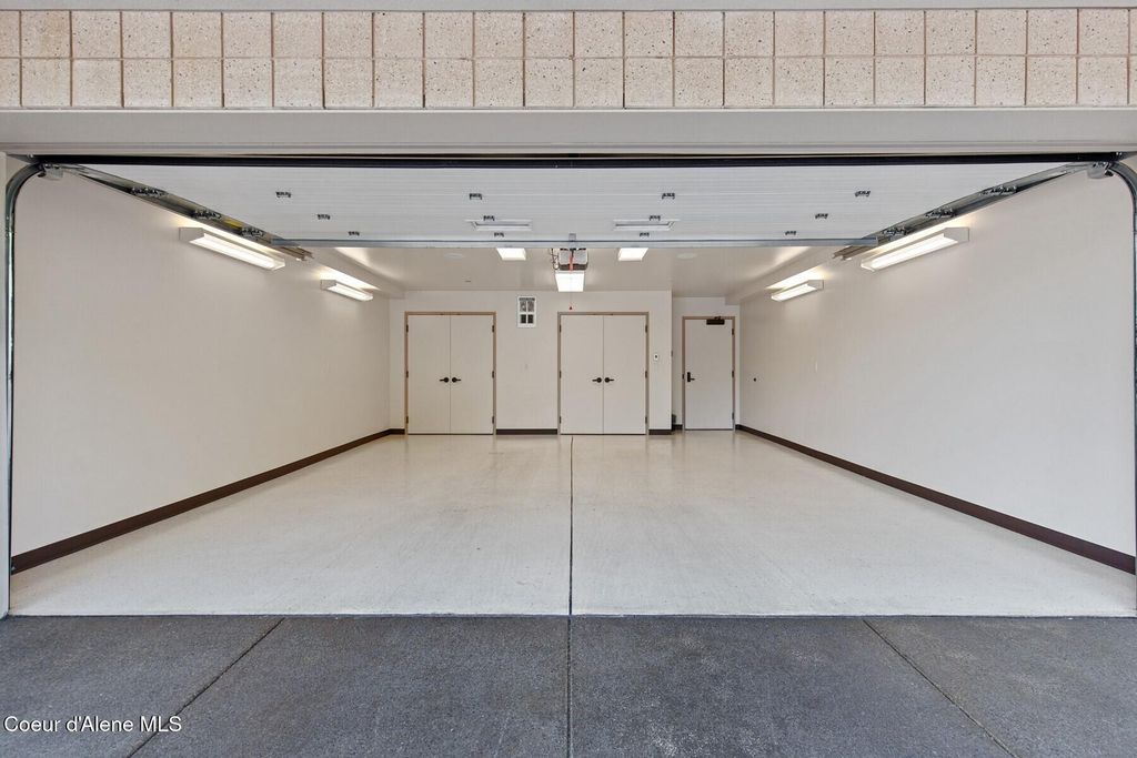 2031 S Island Green Dr, Coeur d'Alene, ID 83814 photo 59