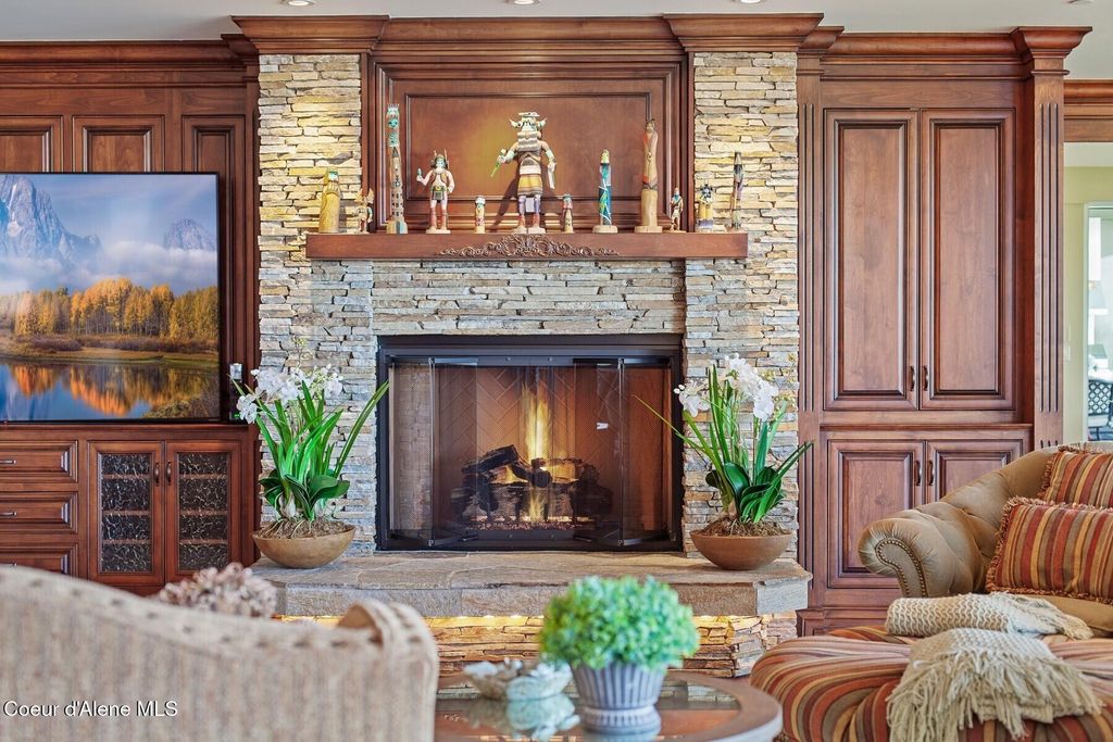 2031 S Island Green Dr, Coeur d'Alene, ID 83814 photo 8