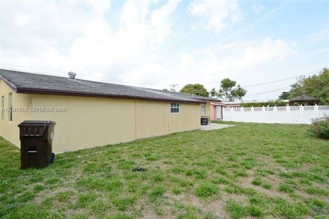 4304 N Shore Drive, West Palm Beach, FL 33407
