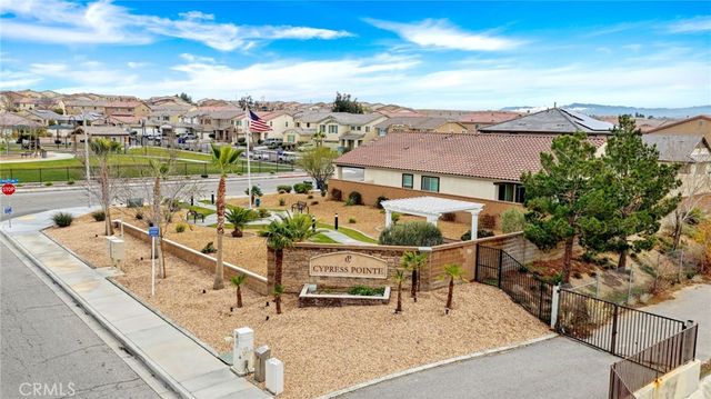 16803 Ukiah Street, Victorville, CA 92394