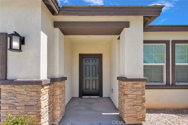 16803 Ukiah Street, Victorville, CA 92394