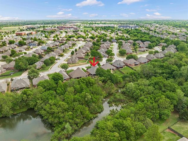 2325 Flint Ridge Road, Edmond, OK 73003